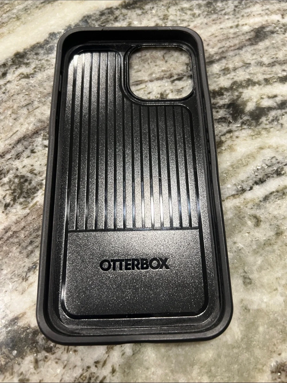 IPhone 13 ProMax OtterBox Black Textured Slim Protective Phone Case